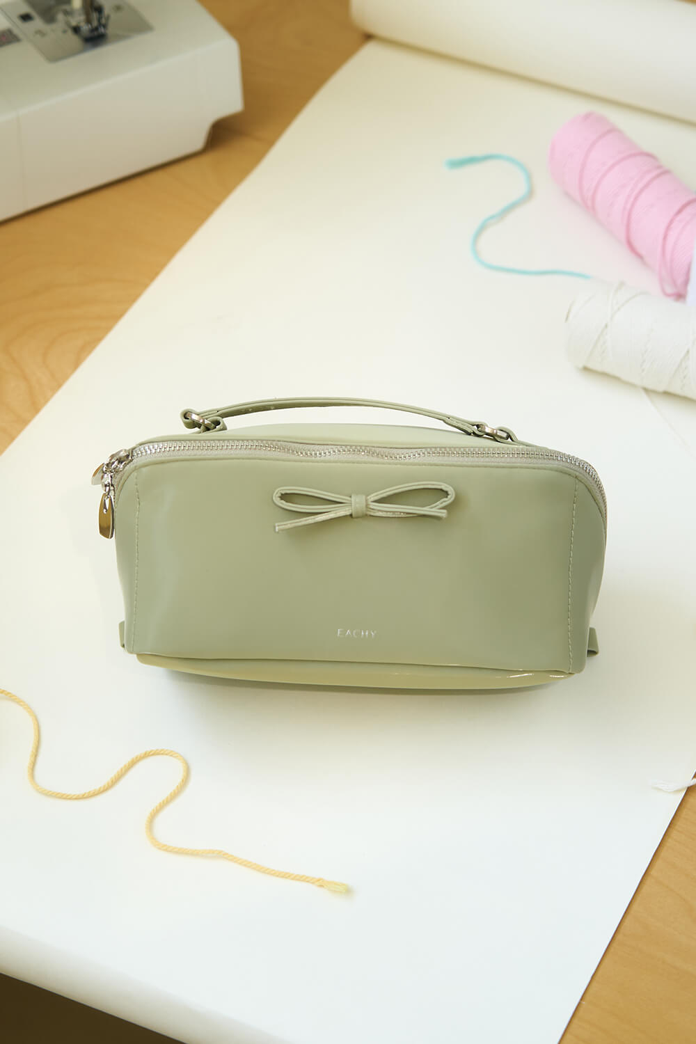 makeup travel bag