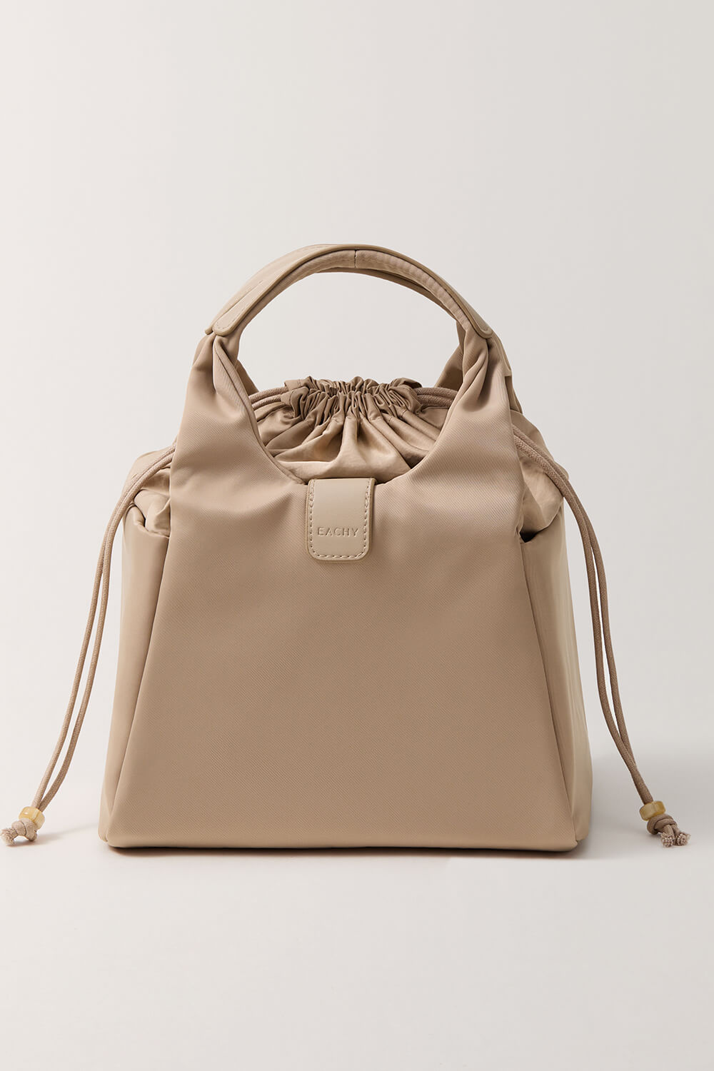 Stylish EACHY khaki lunch bucket bag with drawstring closure
